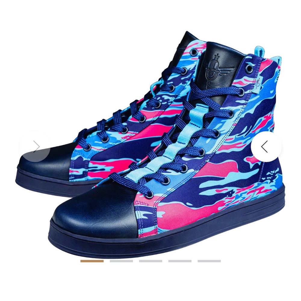 Men's Unsub Stripe High Top Sneaker